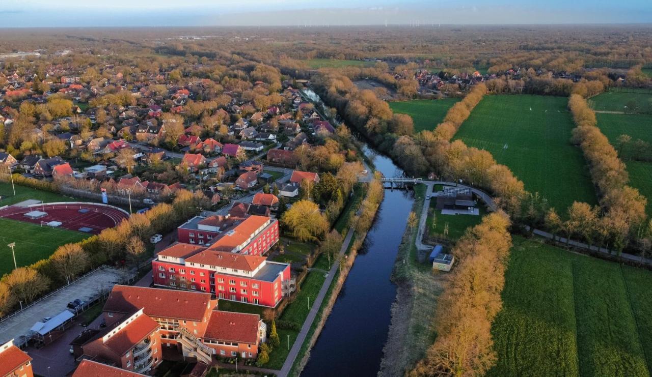 Boutique Hotel Lindenhof, Bed & Breakfast Aurich Bagian luar foto